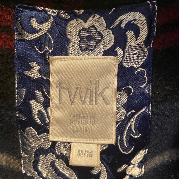 A checkered pattern jacket - Picture 5 of 5